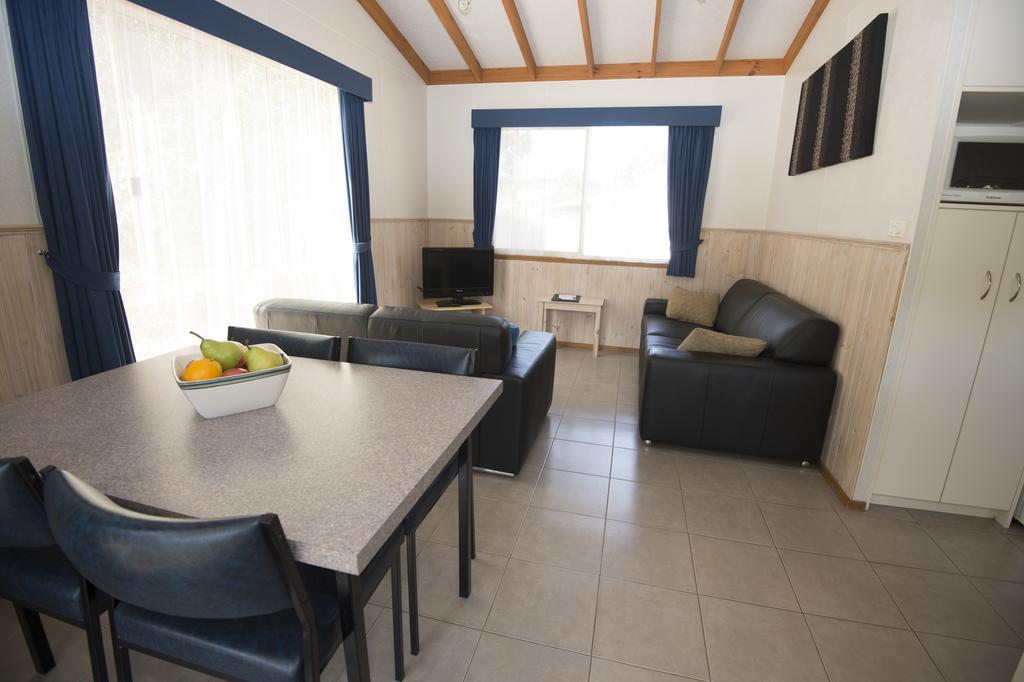The Lakes Beachfront Holiday Park Lake Tyers Beach المظهر الخارجي الصورة